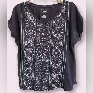 Sonoma Embroidered Cuff Sleeve T-Shirt (size L)
